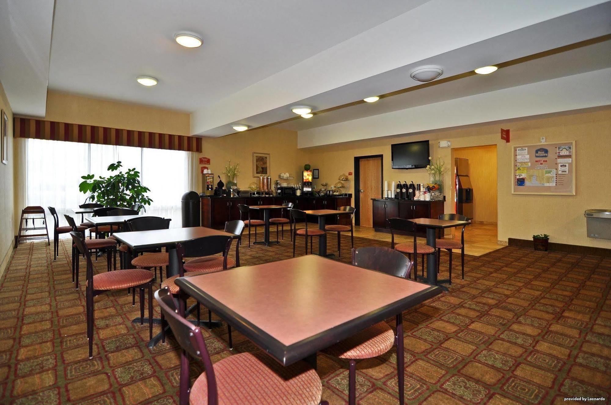 Days Inn By Wyndham Semmes Mobile Étterem fotó